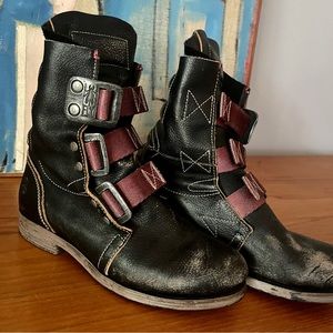 Super Cool Fly London Distressed Stif Combat Moto Boots - Black and Maroon